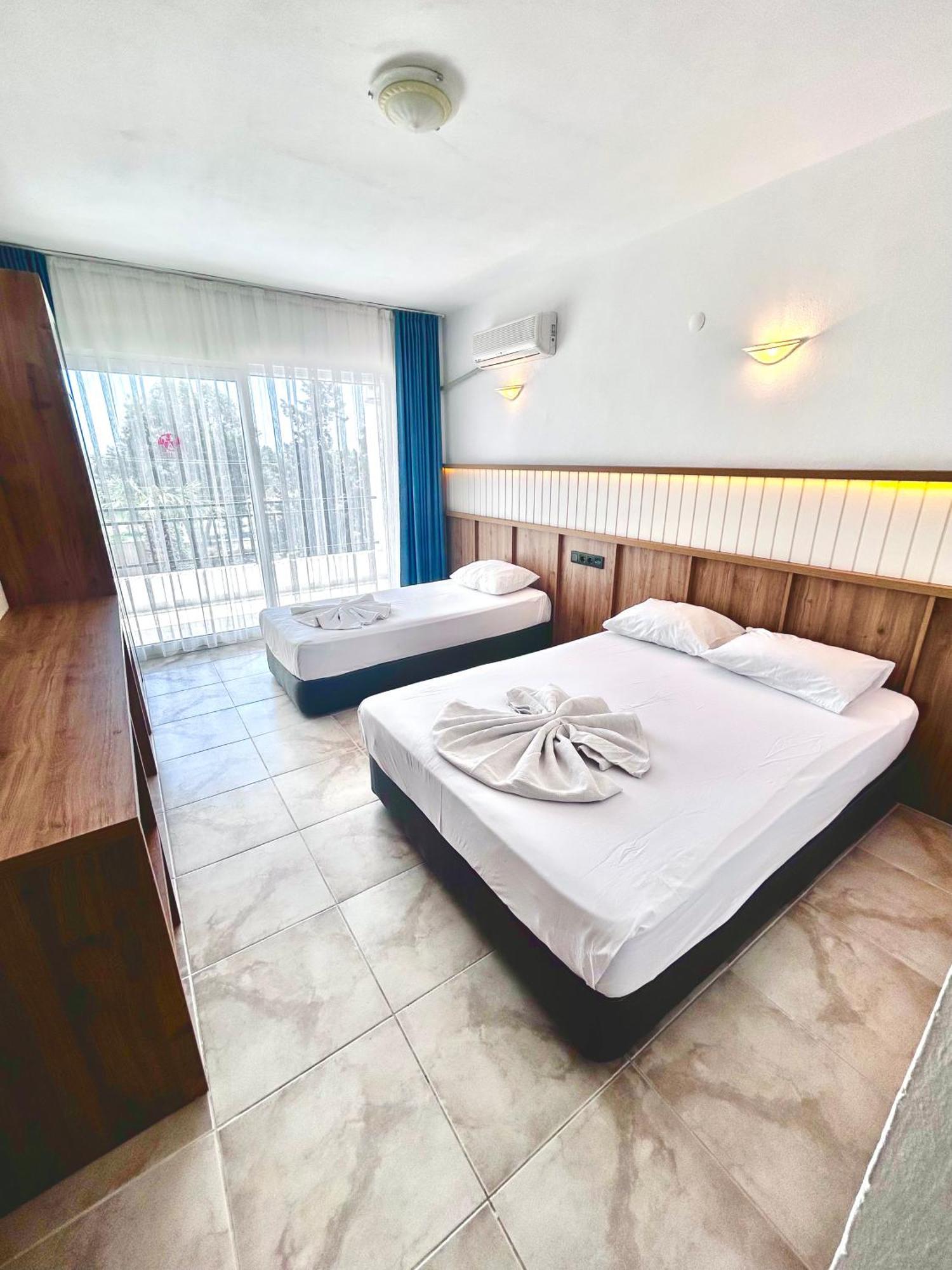 Tunan Motel Ayvalik Room photo
